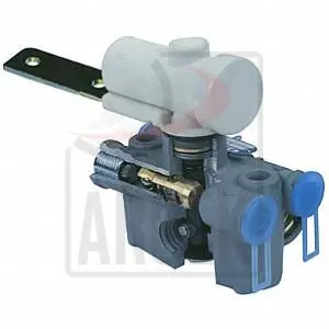LEVELLING VALVE,LEFT 