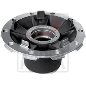 WHEEL HUB 