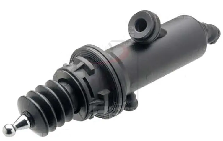 MASTER CYLINDER 